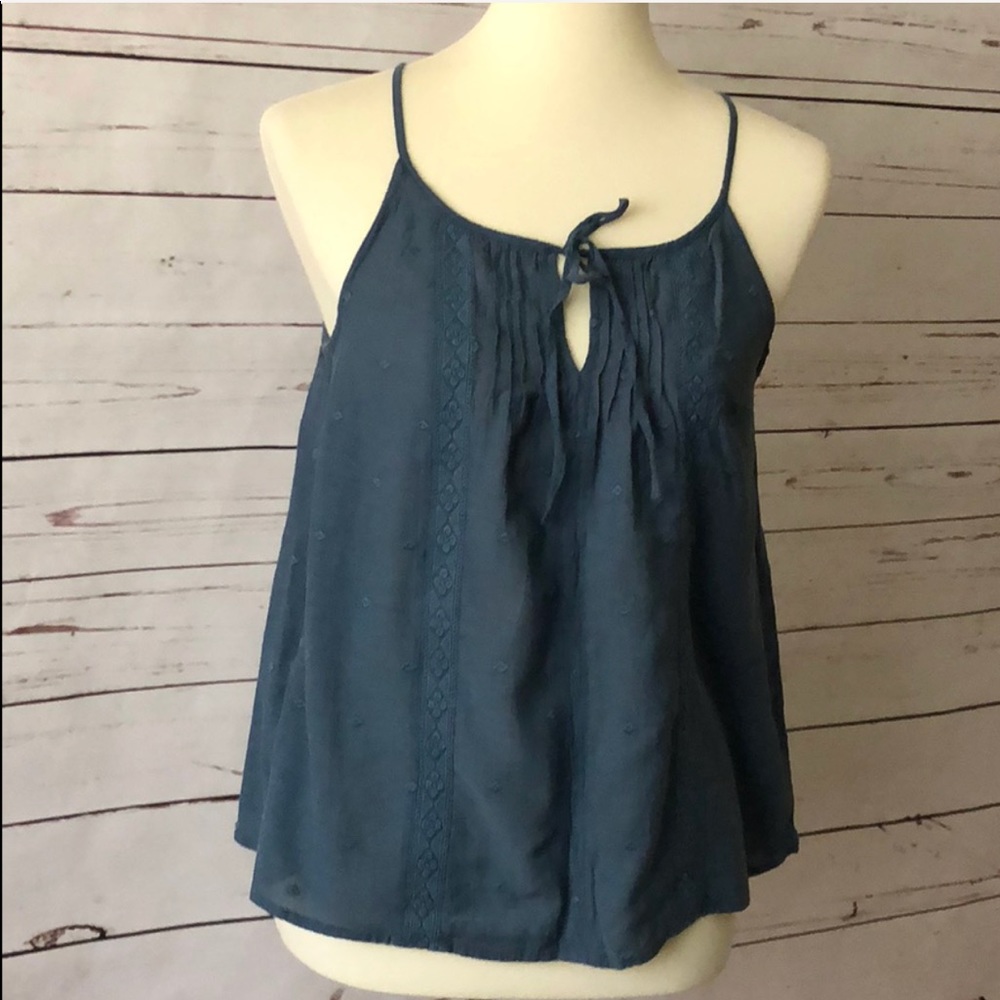 LOFT Embroidered Keyhole Halter Tie Neckli…